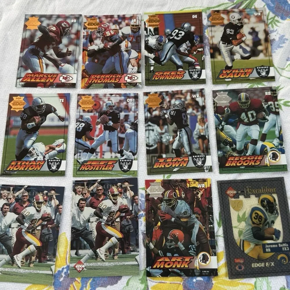 1994 Collectors Edge Football 250 Card Lot NM Barry Sanders John Elway Aikman